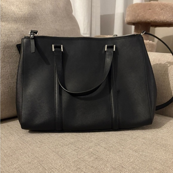 Kate Spade Elegant Black Shoulder Bag - Picture 3 of 5